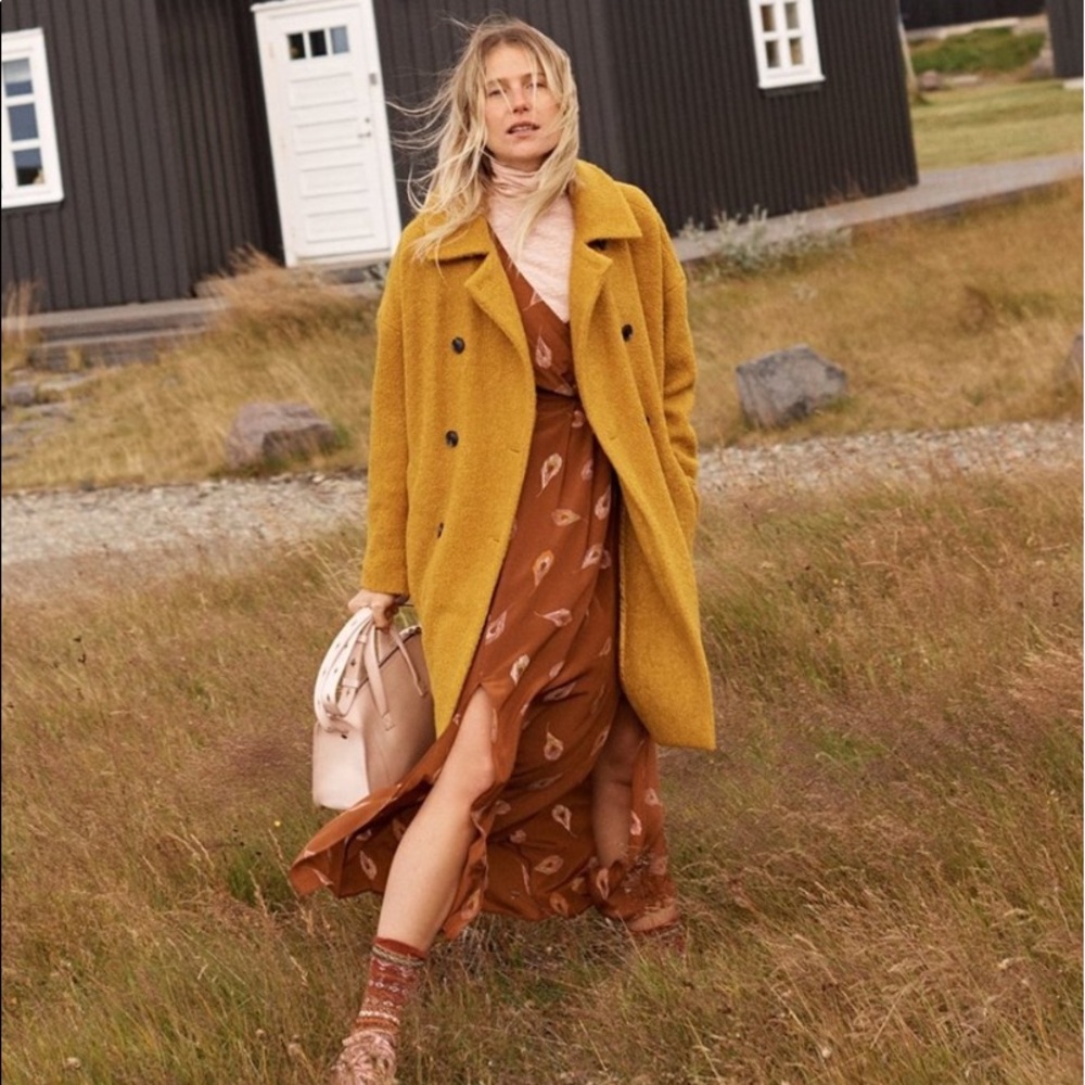 Madewell Boucle Doible-breasted Peacoat